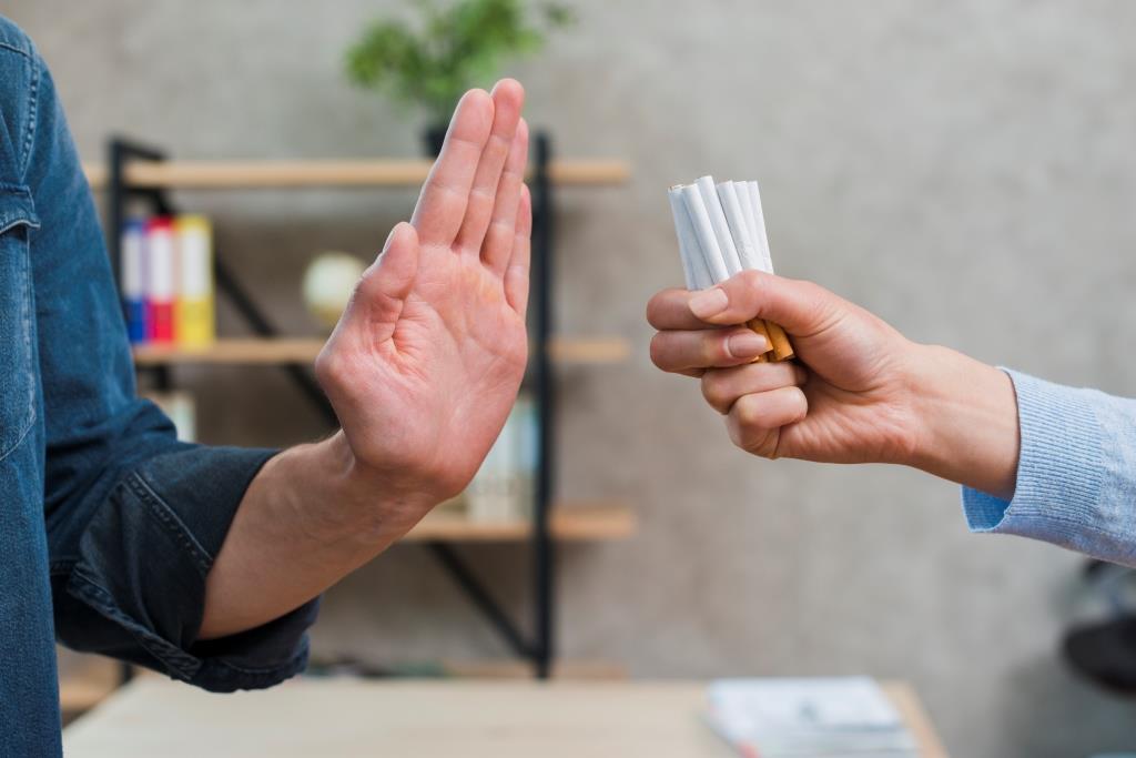 10 Practical Tips to Quit Smoking and Transform Your Life